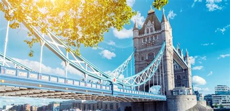 Cheapest flights to United Kingdom from Singapore. Singapore to London from £449. Price found 9 Feb 2024, 06:13. Singapore to Manchester from £504. Price found 8 Feb 2024, 15:36. Singapore to Glasgow from £509. Price found 9 Feb 2024, 03:26. Singapore to Birmingham from £517.